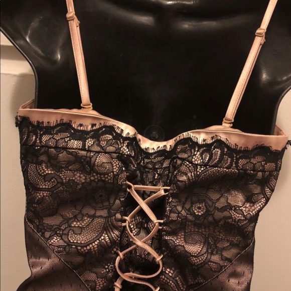 Corset satin and black lace - Picture 3 of 5